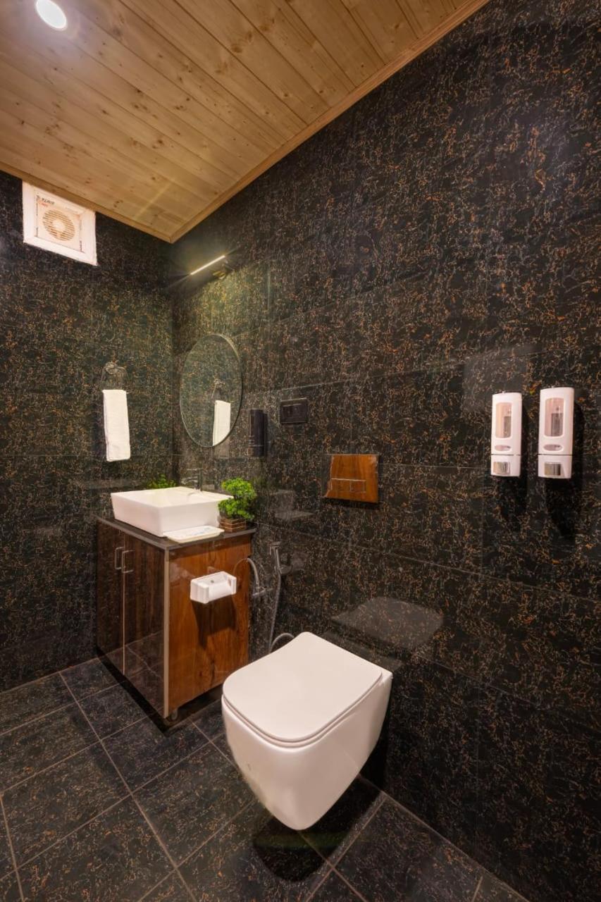 The Tranquility Retreat I Vacations I Conference I Mice I Family Events I Open Air Terrace I Sky Bonfire I Kufri By Exotic Stays Bagian luar foto