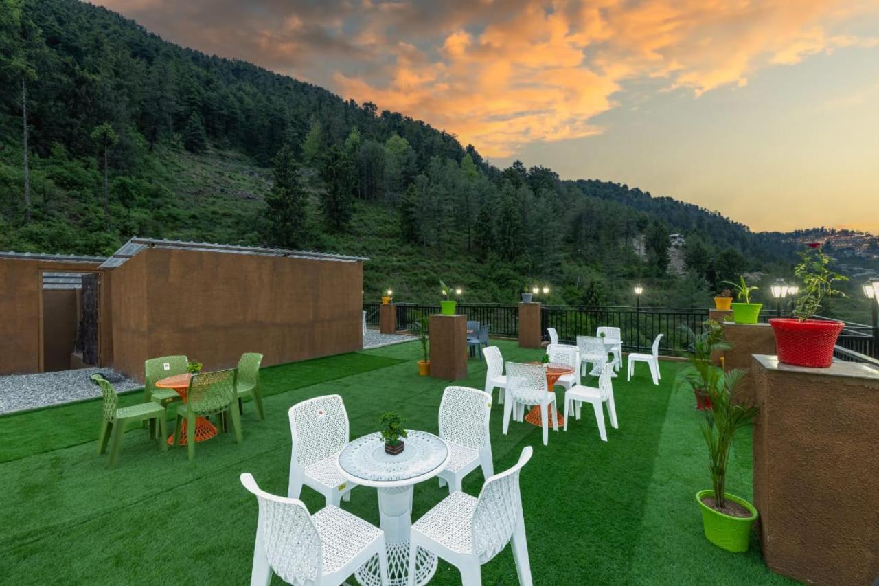 The Tranquility Retreat I Vacations I Conference I Mice I Family Events I Open Air Terrace I Sky Bonfire I Kufri By Exotic Stays Bagian luar foto